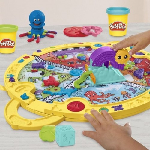 Play Doh Πλαστοζυμαράκια με επιφάνεια Fold N Go (F9143)