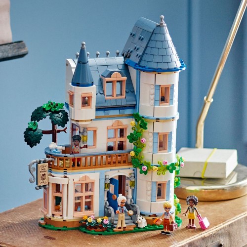 Lego Friends Castle Bed and Breakfast (42638)