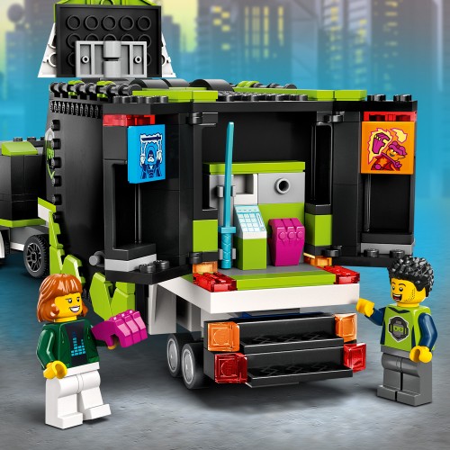 Lego City Gaming Tournament Truck (60388)